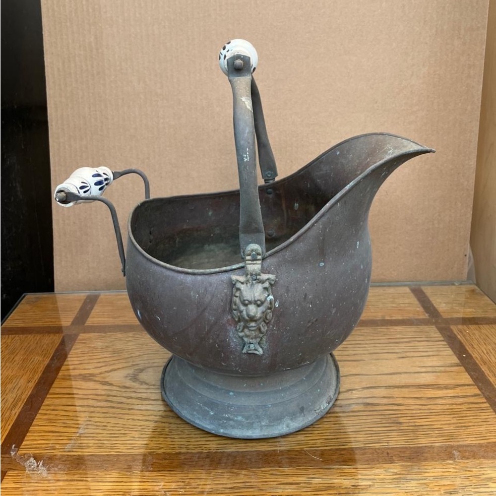 Antique Copper Brass Lion Head Hot Ash Scuttle Bucket Delft Porcelain Handle
